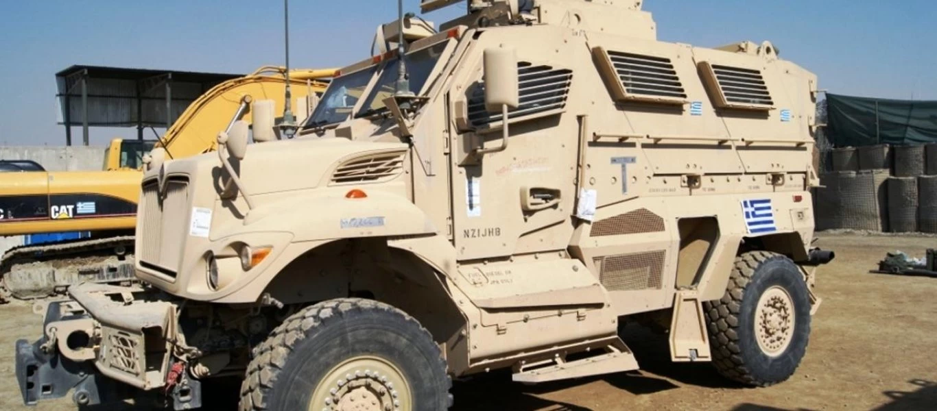 Τα κατασχεμένα MRAP στην Εθνική οδό - Πάνε Έβρο (φώτο)